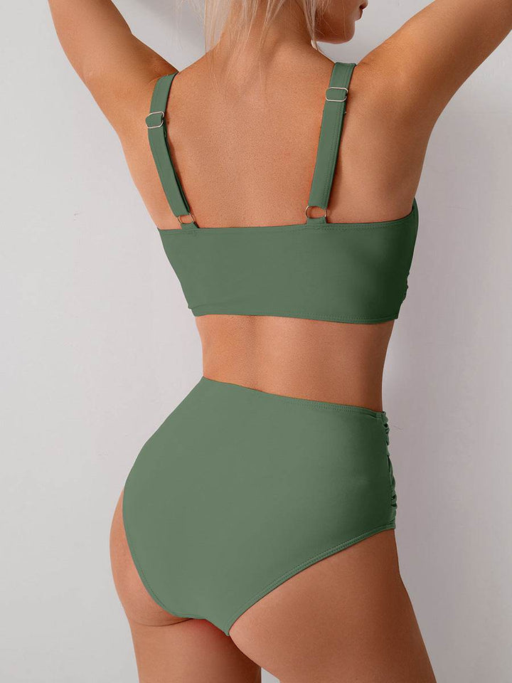 Jasmijn | Bikini z wysokim stanem z detalem w formie skrętu